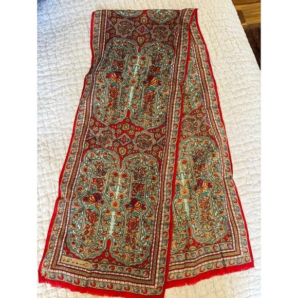 Oscar De La Renta Silk Red Floral Scarf - Picture 1 of 3